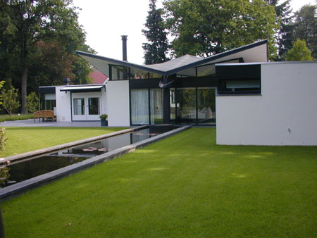 restauratie uitbreiding bungalow jaren zestig architect Gé van der Pol, laren, restauratie restoration | architektenburo groenesteijn architects