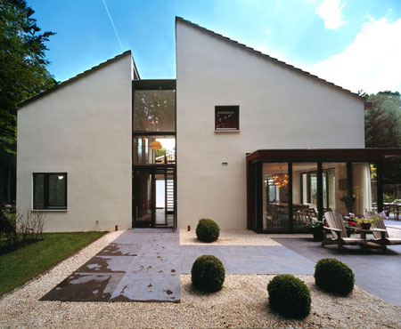 huis verdeeld in zichtbare zones jaren 70 bungalow, baarn, wonen residential | architektenburo groenesteijn architects