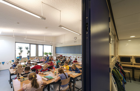 nieuwbouw basisschool bogerman houten interieur klaslokaal primary school interior classroom | architektenburo groenesteijn architects