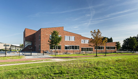 nieuwbouw basisschool bogerman houten exterieur primary school exterior | architektenburo groenesteijn architects